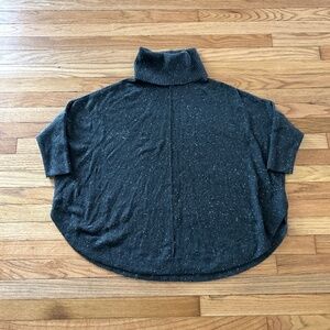 LOFT Turtleneck Ponchos Size Meduim